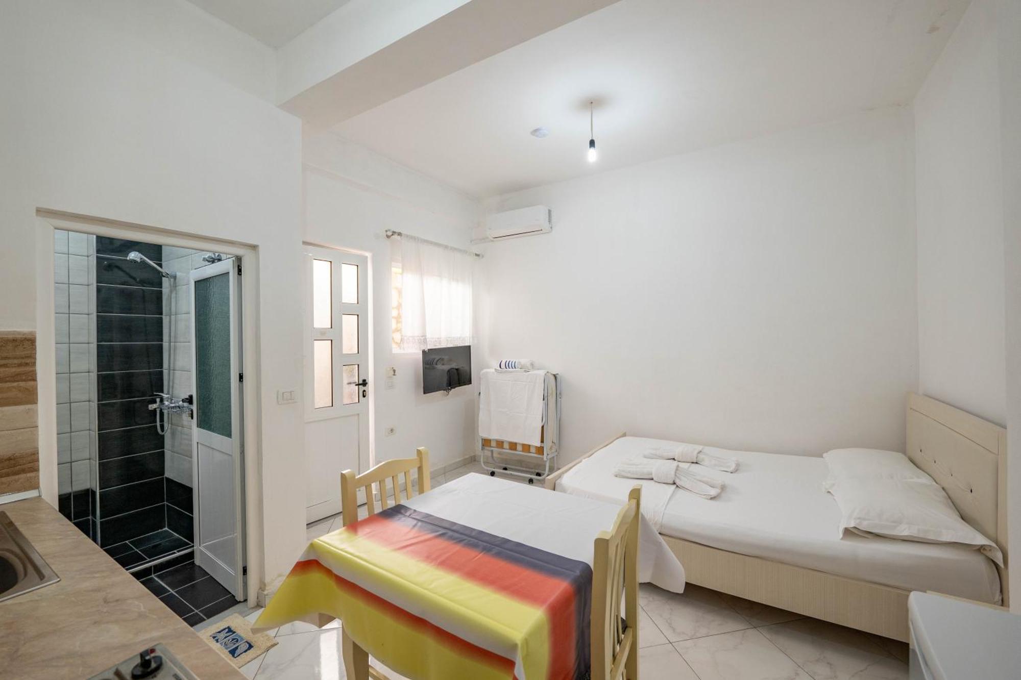 Vila Celi Sarande Exterior photo